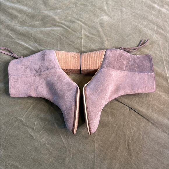 BEAST Fashion Weslee Faux Suede Ankle Boot size 6.5 - Picture 4 of 9